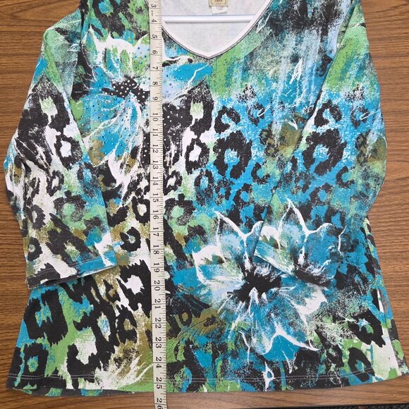 Large 3/4 sleeve Jess & Jane top - Picture 8 of 8